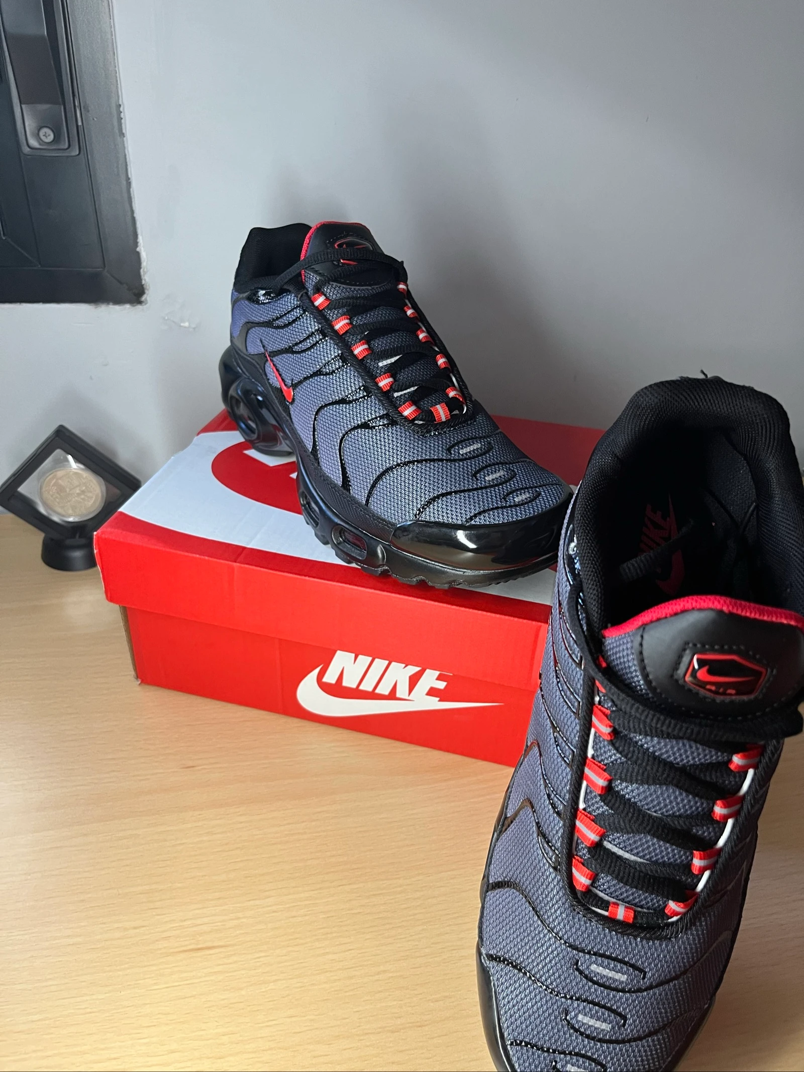 Nike Air Max Plus (TN) Cinza/Vermelho￼ – photo 4